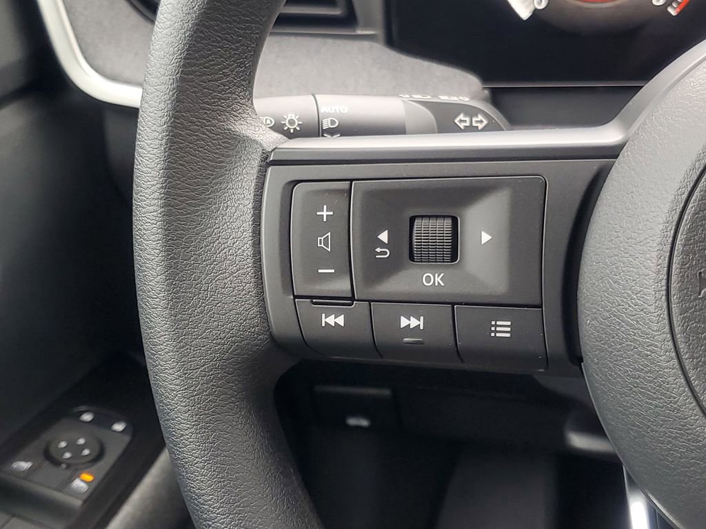 New 2026 Nissan Kicks SV w/ SV Premium Package AWD/4WD image 16