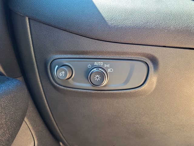 Used 2022 Chevrolet Equinox LT FWD image 26