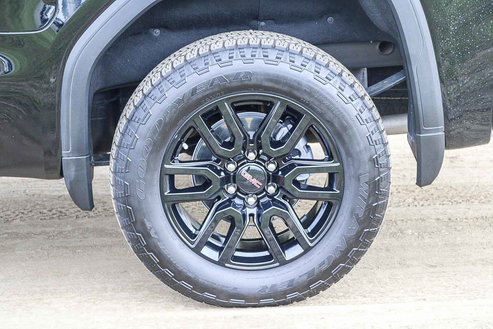 Used 2025 GMC Sierra 1500 Elevation w/ Preferred Package image 10