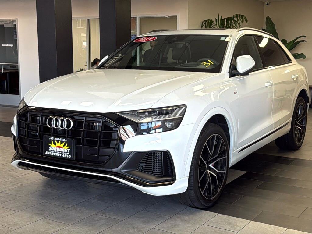 Used 2019 Audi Q8 Prestige image 3