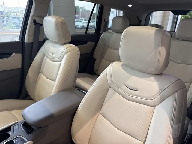 Certified 2024 Cadillac XT6 Premium Luxury w/ LPO, Floor Liner Package AWD/4WD image 19