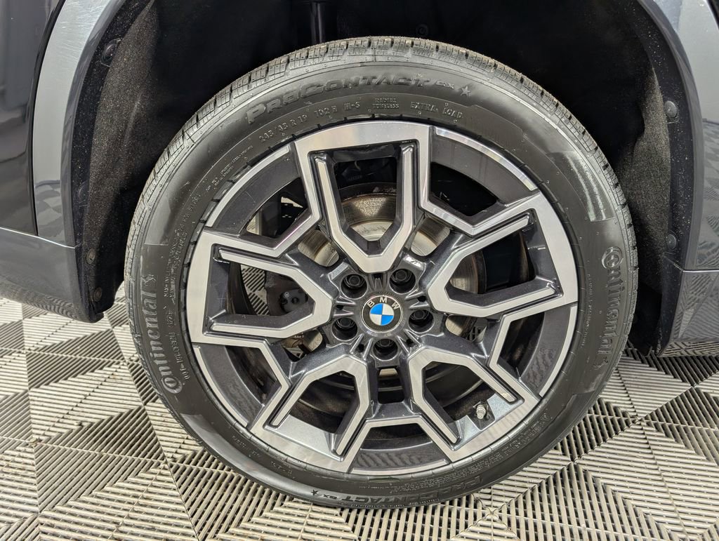 Used 2023 BMW X1 xDrive28i image 9