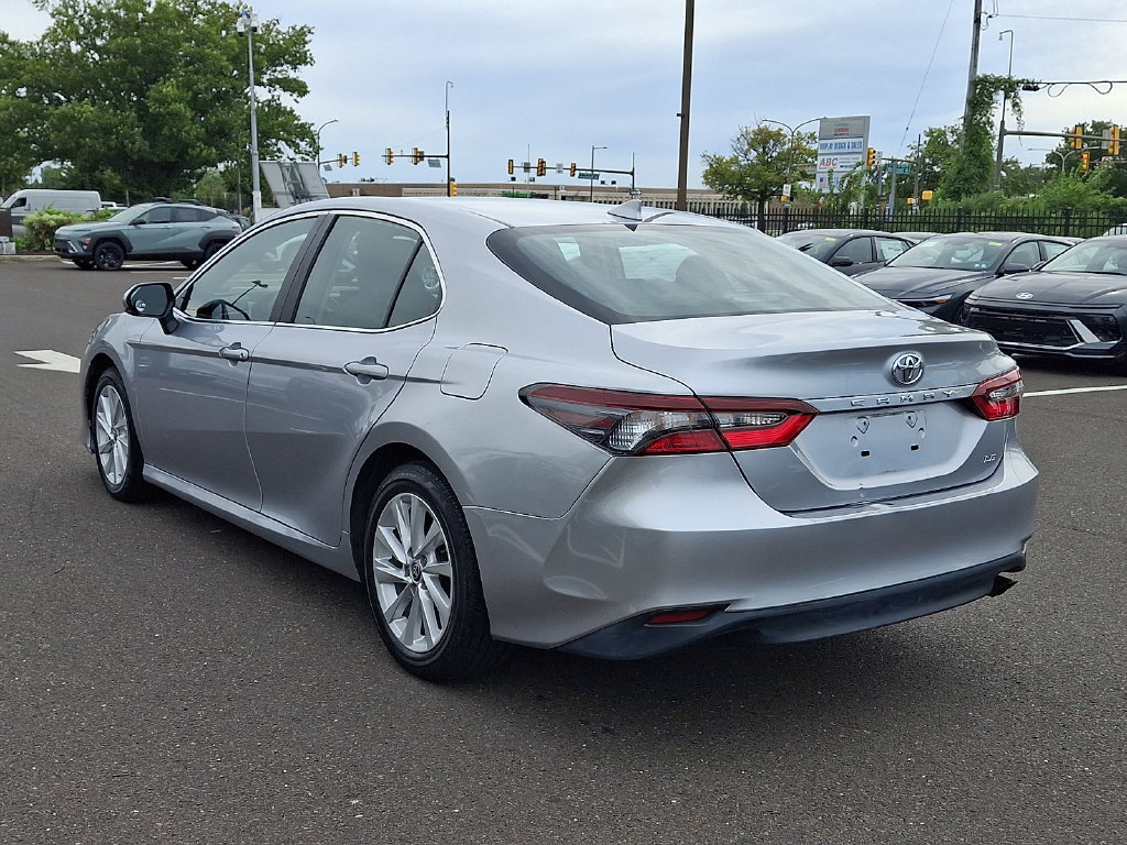 Used 2024 Toyota Camry LE w/ Convenience Package FWD image 4