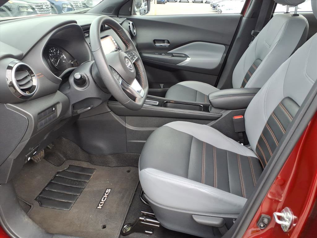 Certified 2024 Nissan Kicks SR w/ SR Premium Package image 8