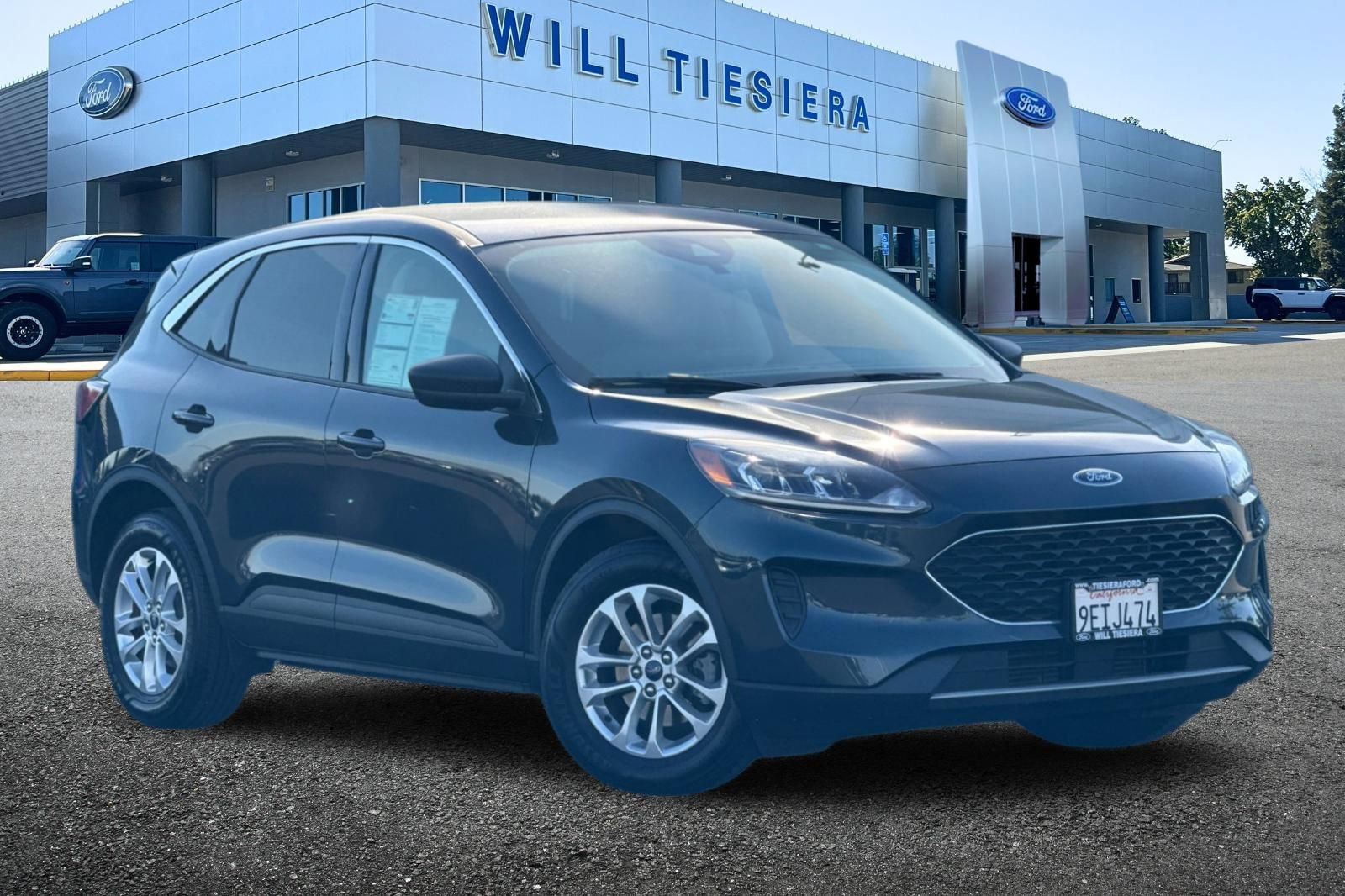 Certified 2022 Ford Escape SE w/ Convenience Package image 2