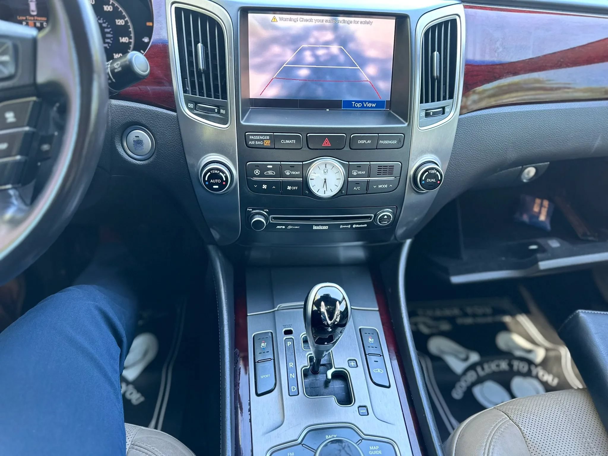 Used 2013 Hyundai Equus Signature RWD image 9