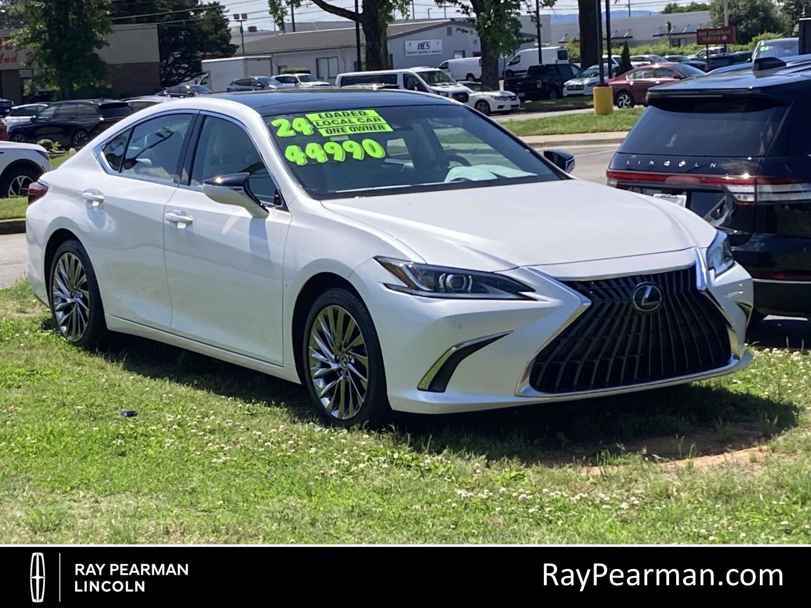 Used 2024 Lexus ES 350 w/ Luxury Package FWD image 1
