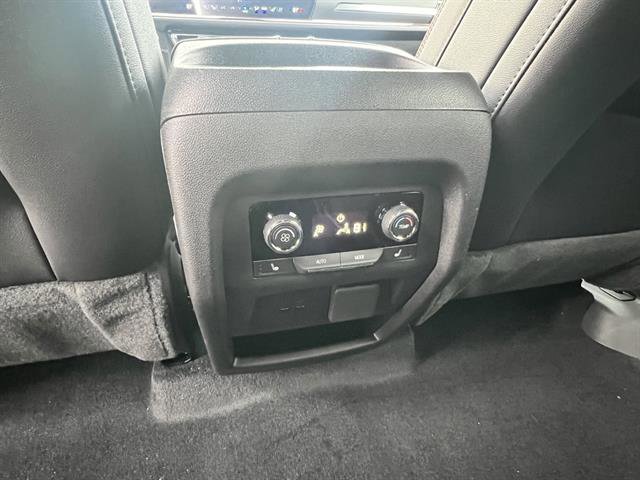New 2026 Chevrolet Traverse RS w/ LPO, Floor Liner Package image 20