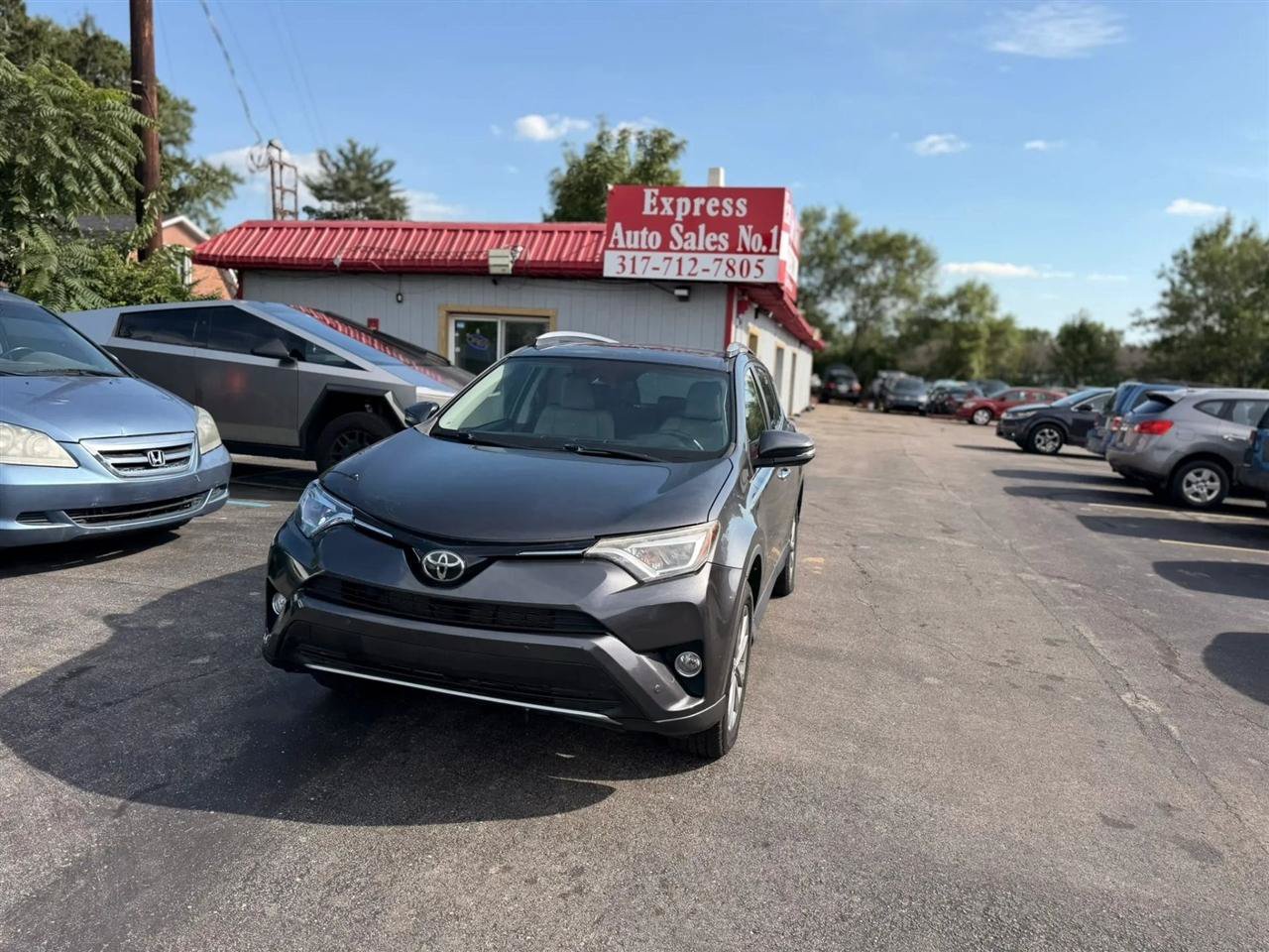 Used 2017 Toyota RAV4 Limited w/ All Weather Liner Package AWD/4WD image 18