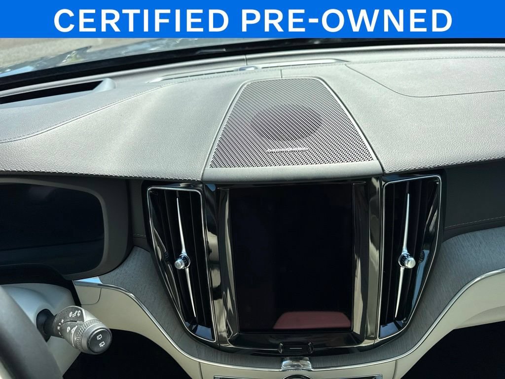 Certified 2024 Volvo XC60 T8 Ultimate w/ Protection Package Premier AWD/4WD image 25