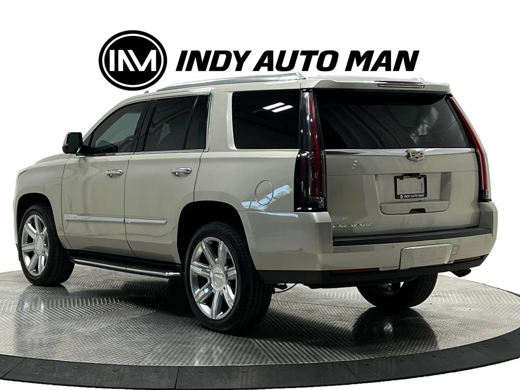 Used 2017 Cadillac Escalade Luxury AWD/4WD image 6