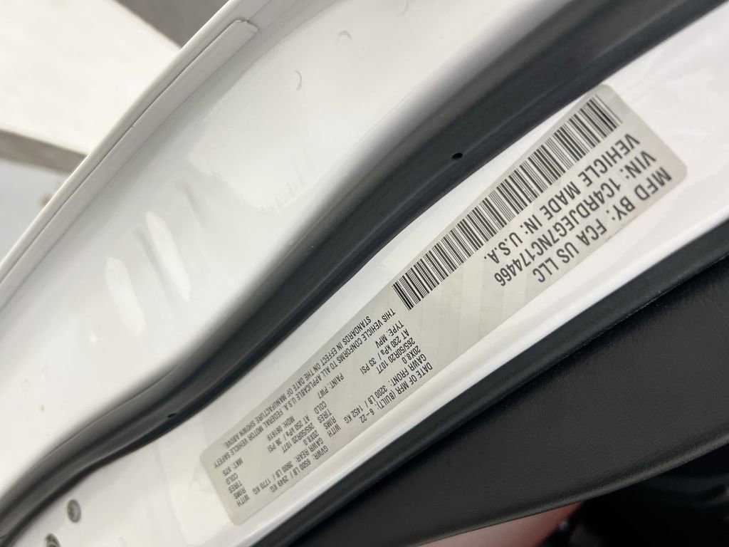 Used 2022 Dodge Durango Citadel image 29