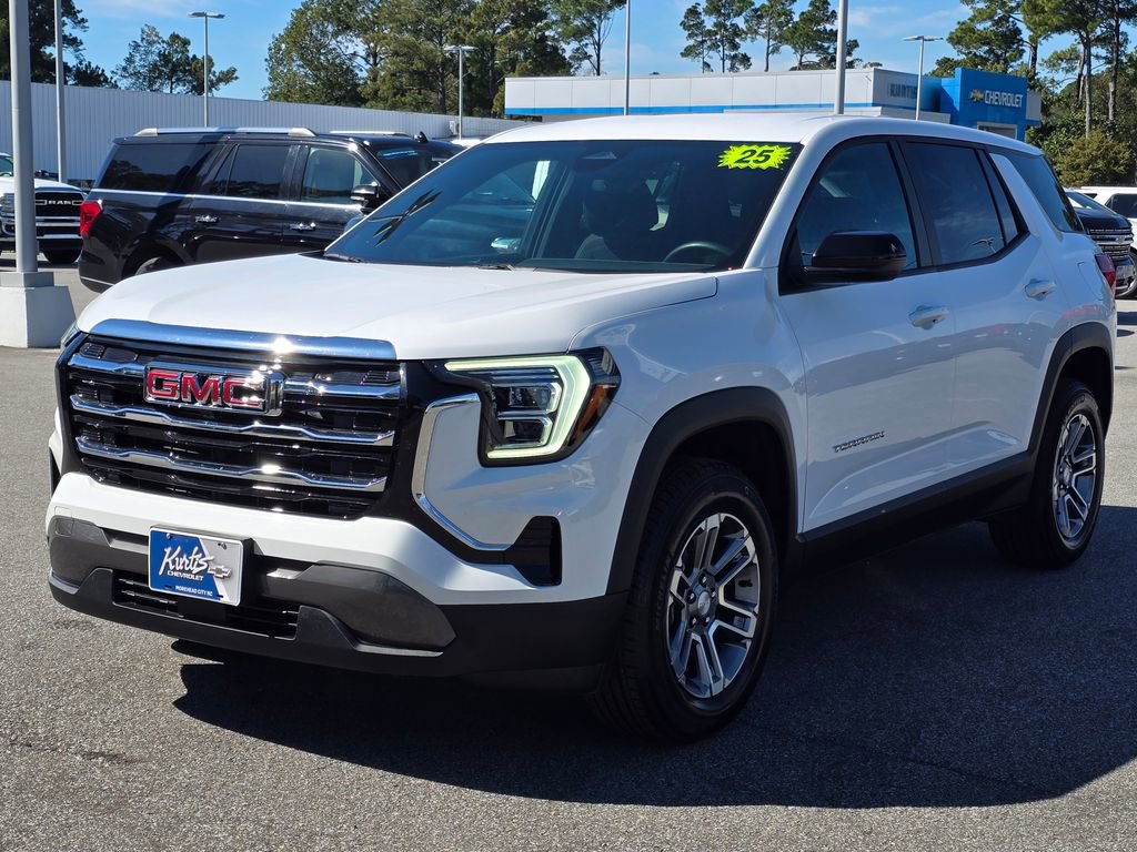 Used 2025 GMC Terrain Elevation image 7