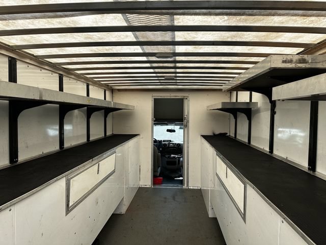 Certified 2024 Ford E-450 and Econoline 450 Super Duty w/ Power Windows & Locks Group RWD image 43
