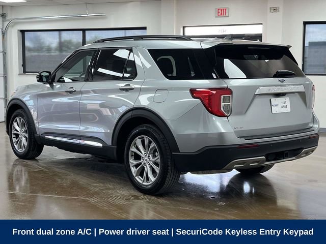 Used 2024 Ford Explorer XLT w/ Equipment Group 202A RWD image 8