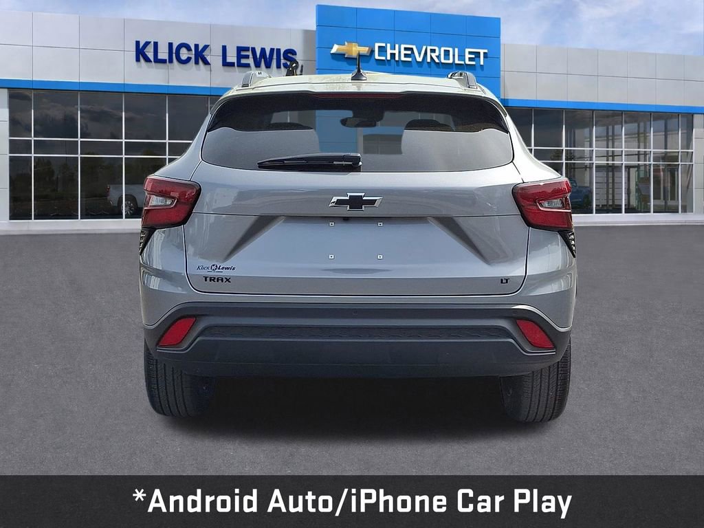 Used 2026 Chevrolet Trax LT w/ Driver Confidence Package image 7