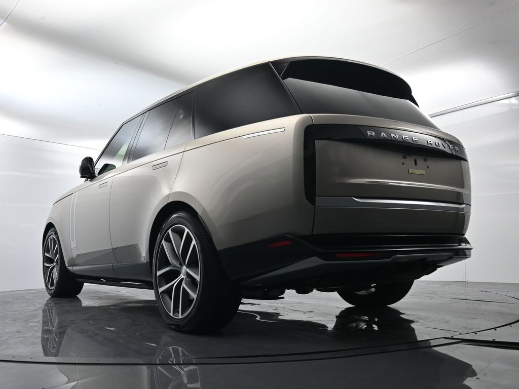Used 2025 Land Rover Range Rover Autobiography image 46