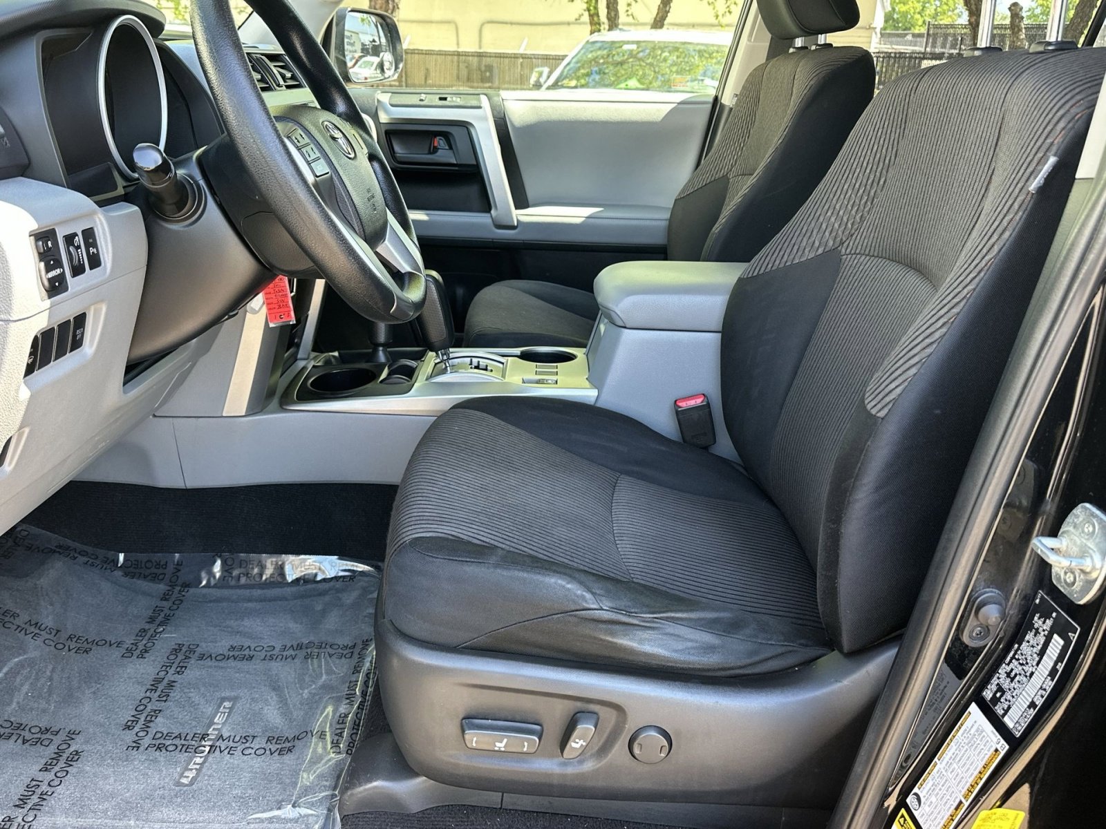 Used 2011 Toyota 4Runner SR5 AWD/4WD image 43