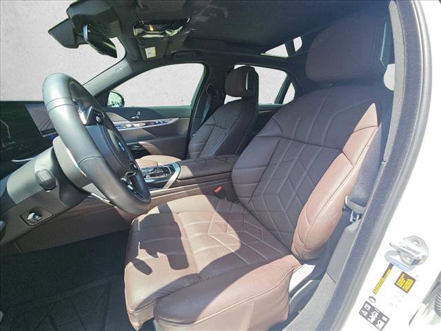 Used 2024 BMW 760i xDrive AWD/4WD image 16