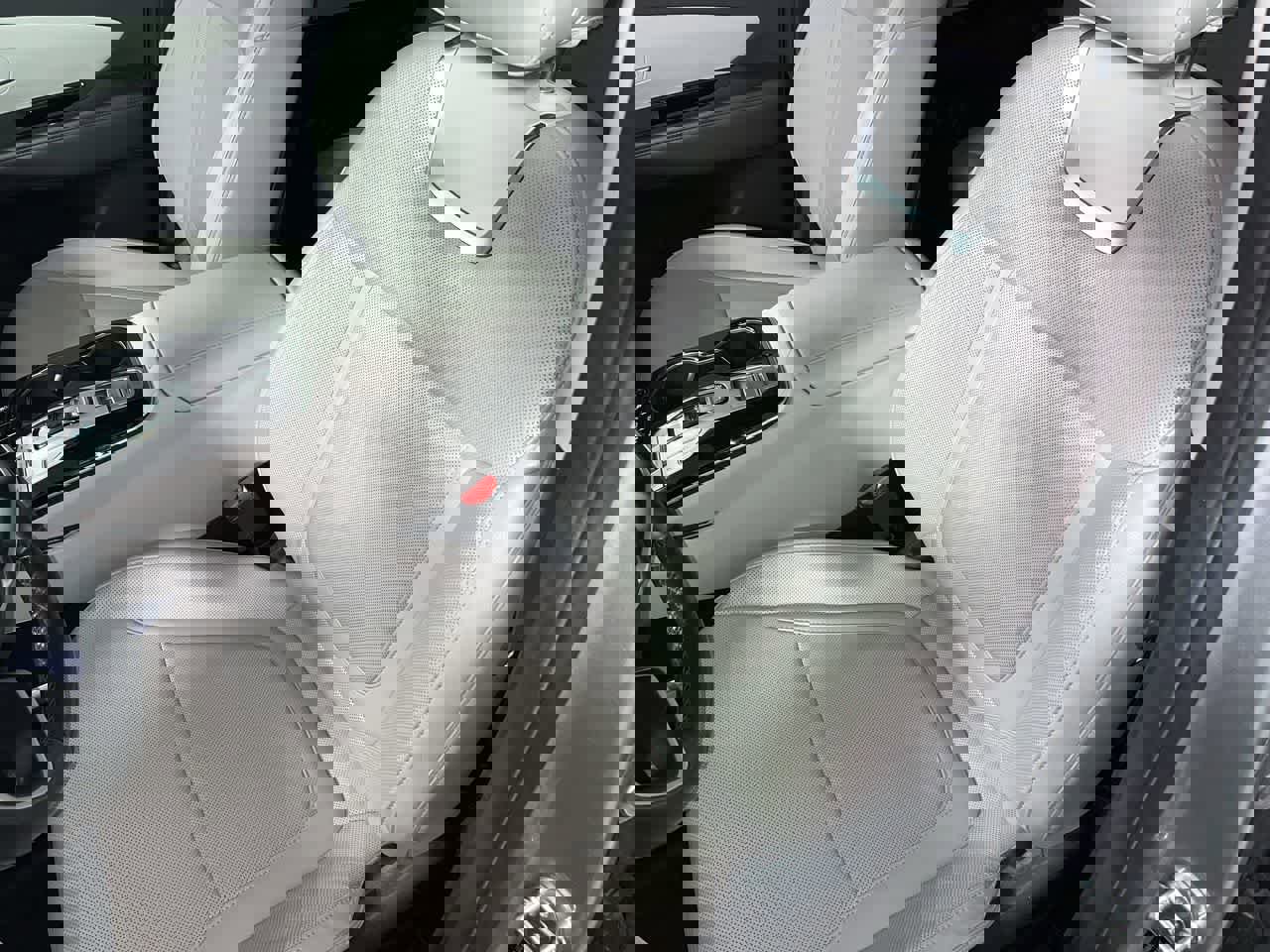 Used 2024 Hyundai Tucson Limited image 14