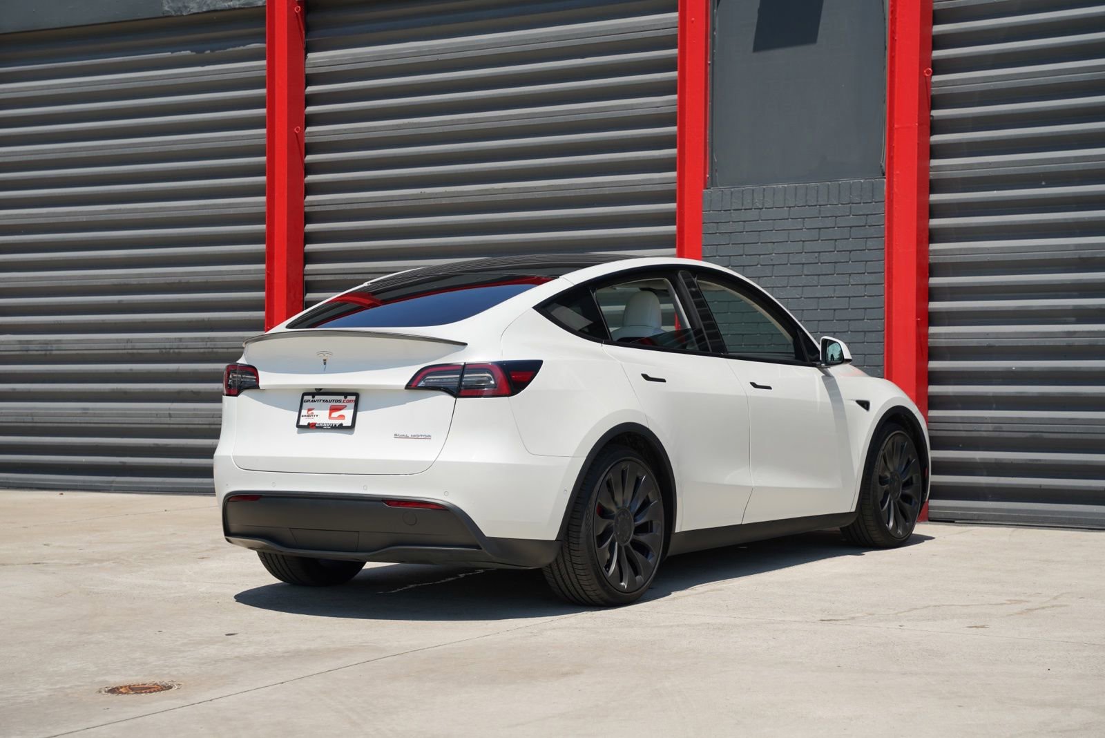 Used 2022 Tesla Model Y Performance AWD/4WD image 10
