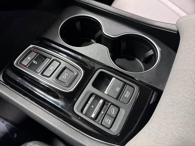Used 2023 Honda Pilot LX image 19