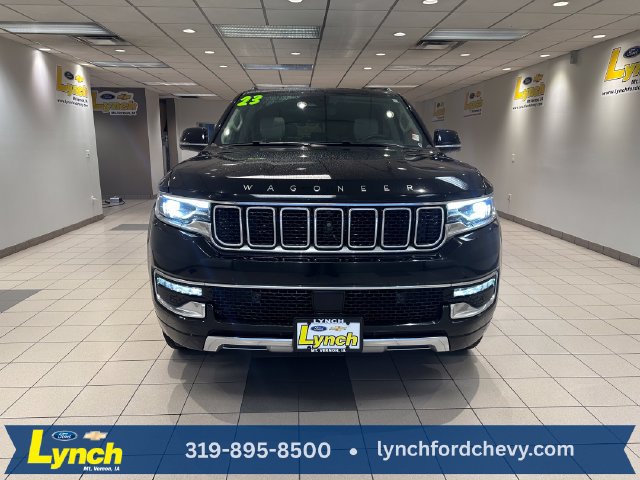 Used 2023 Jeep Wagoneer L Series III w/ Premium Group I AWD/4WD image 31