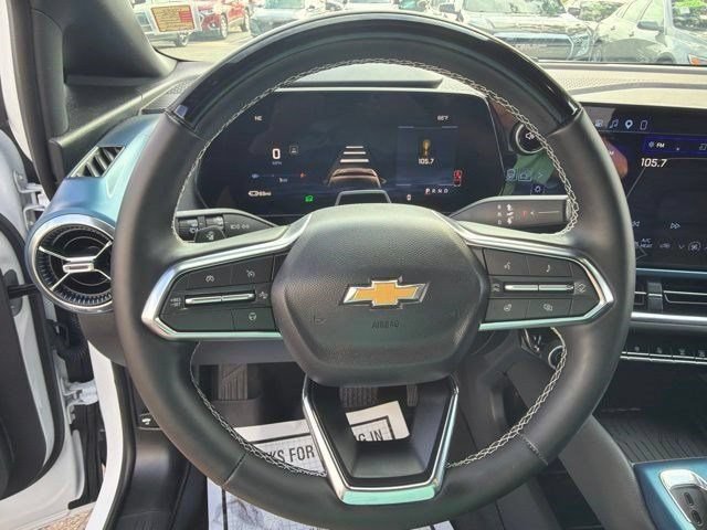 Used 2026 Chevrolet Equinox EV LT w/ Active Safety Package 3 FWD image 14