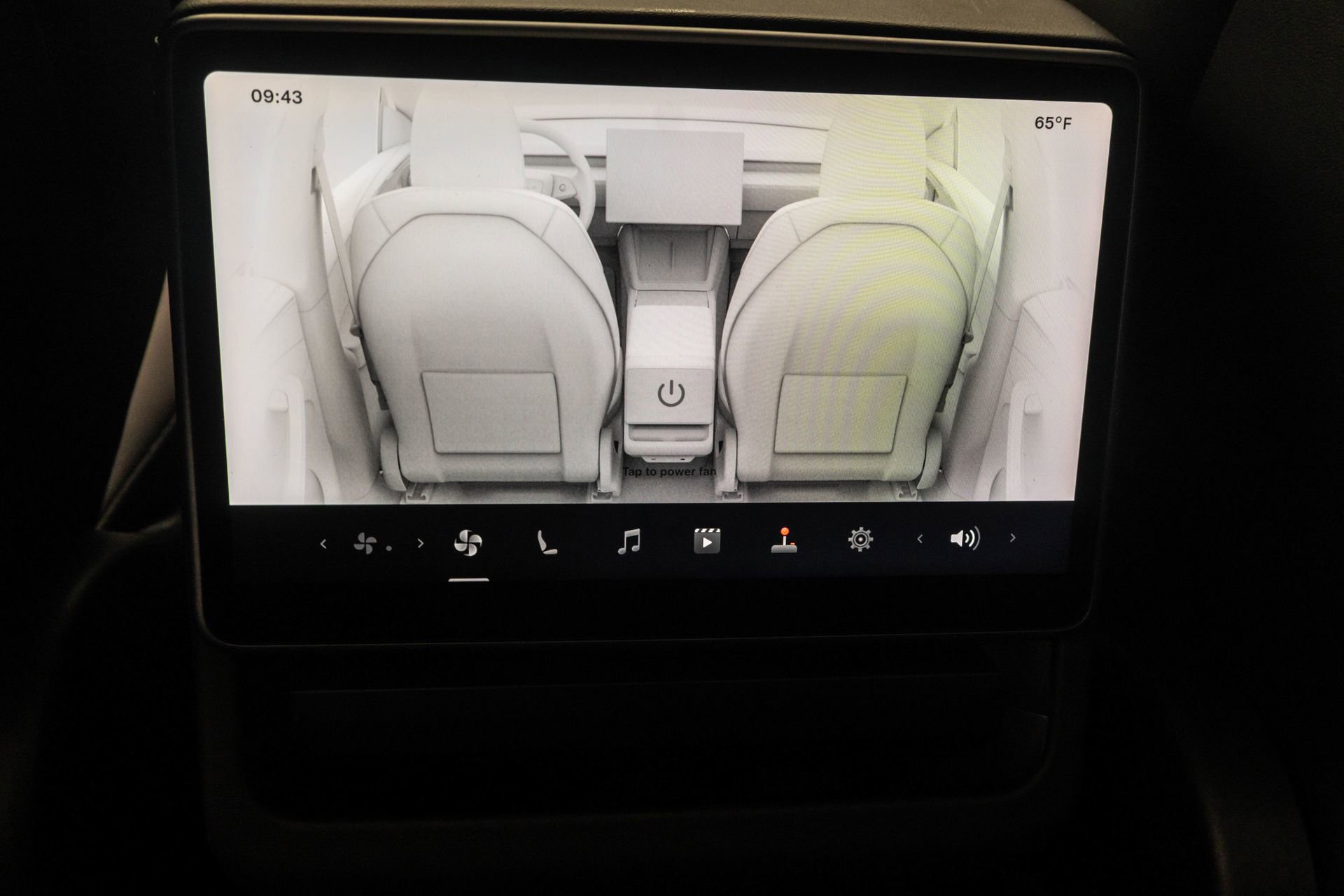Used 2026 Tesla Model Y AWD image 28