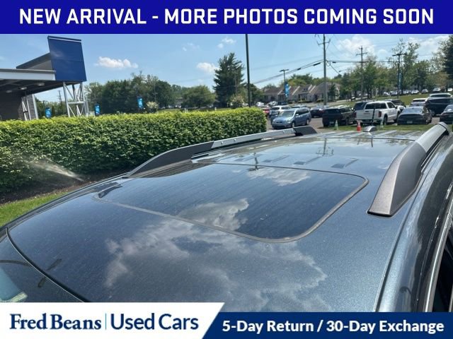 Used 2019 GMC Acadia SLT AWD/4WD image 4
