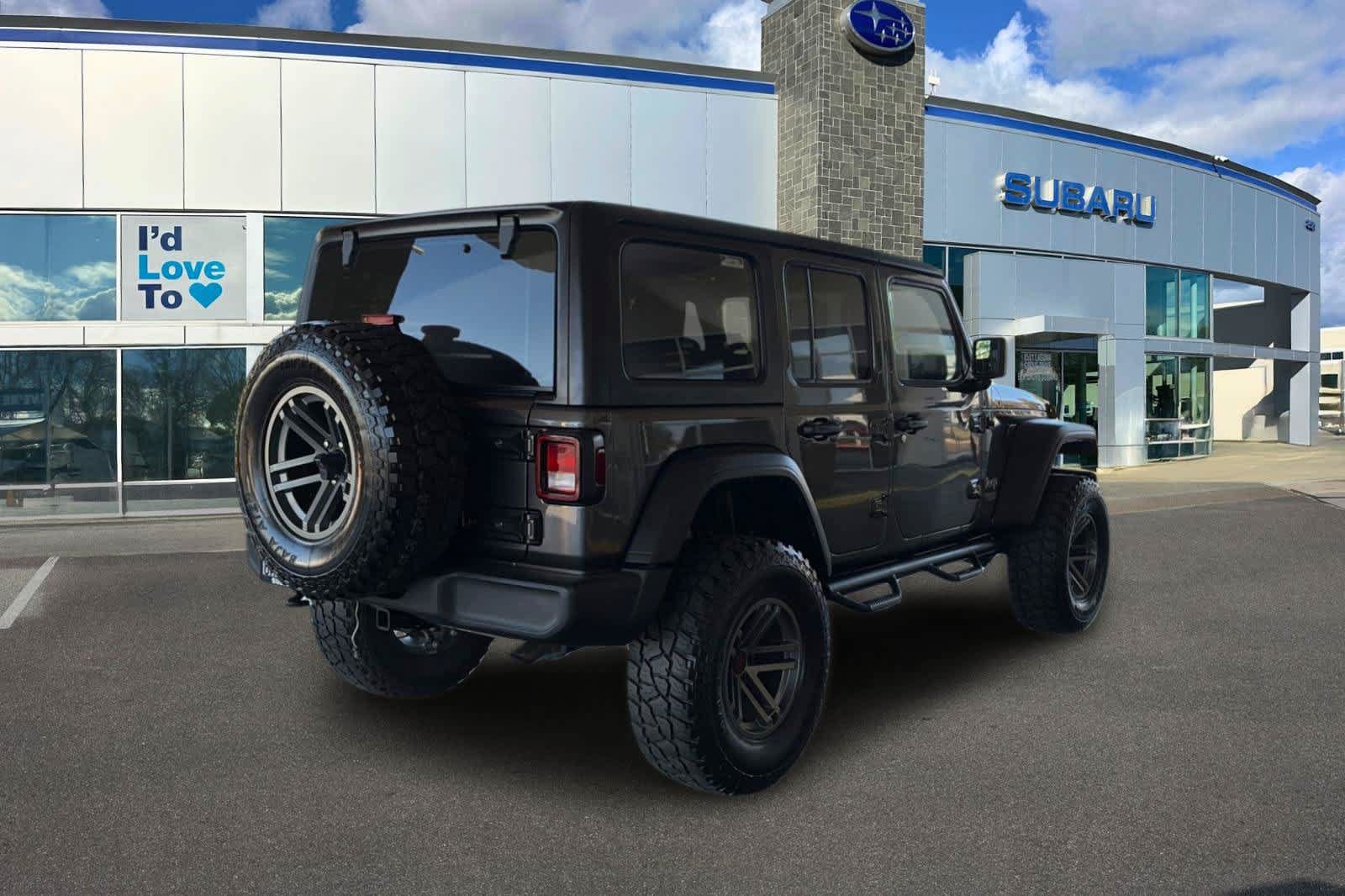 Used 2019 Jeep Wrangler Unlimited Sport AWD/4WD image 2