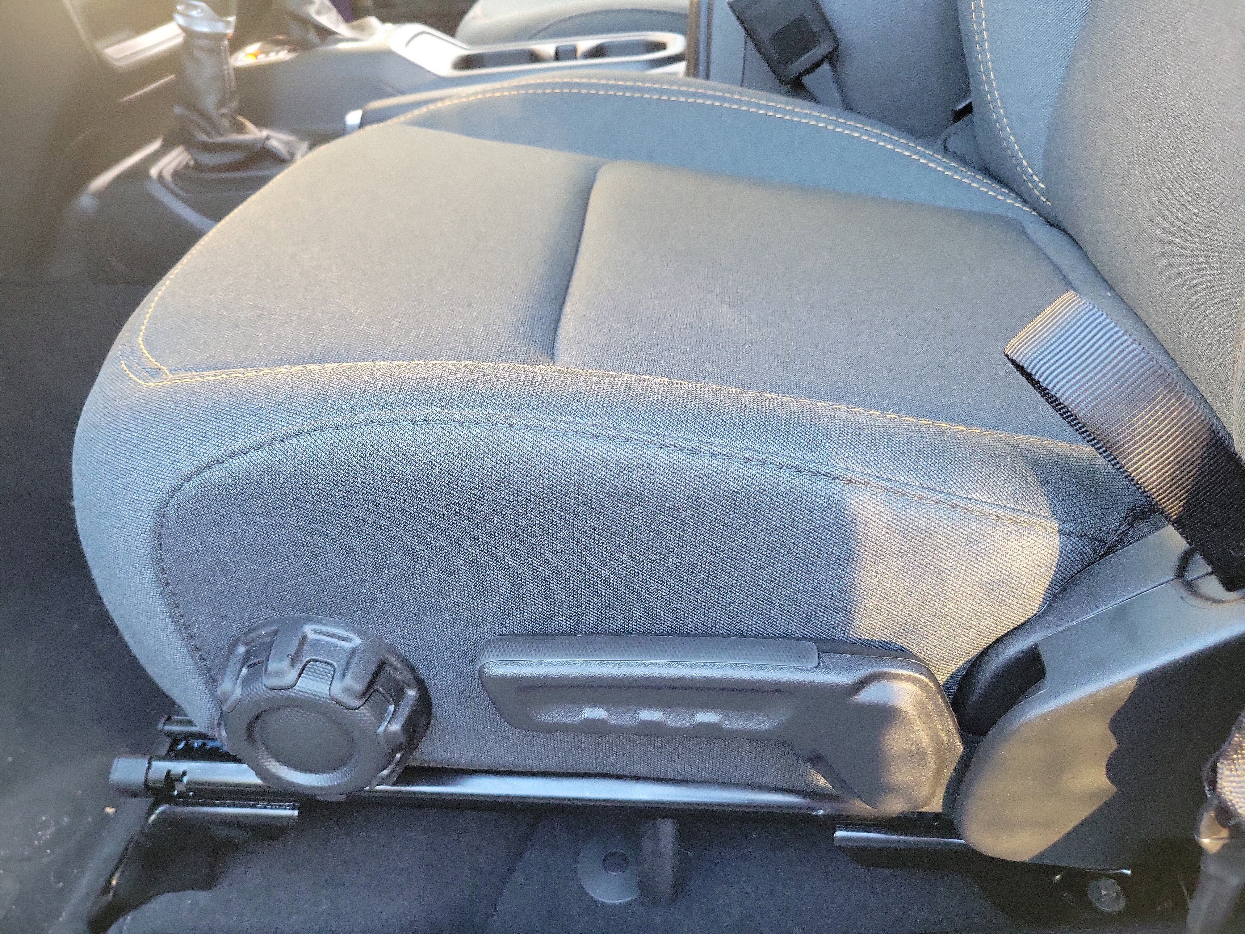 New 2026 Jeep Gladiator Sport image 11