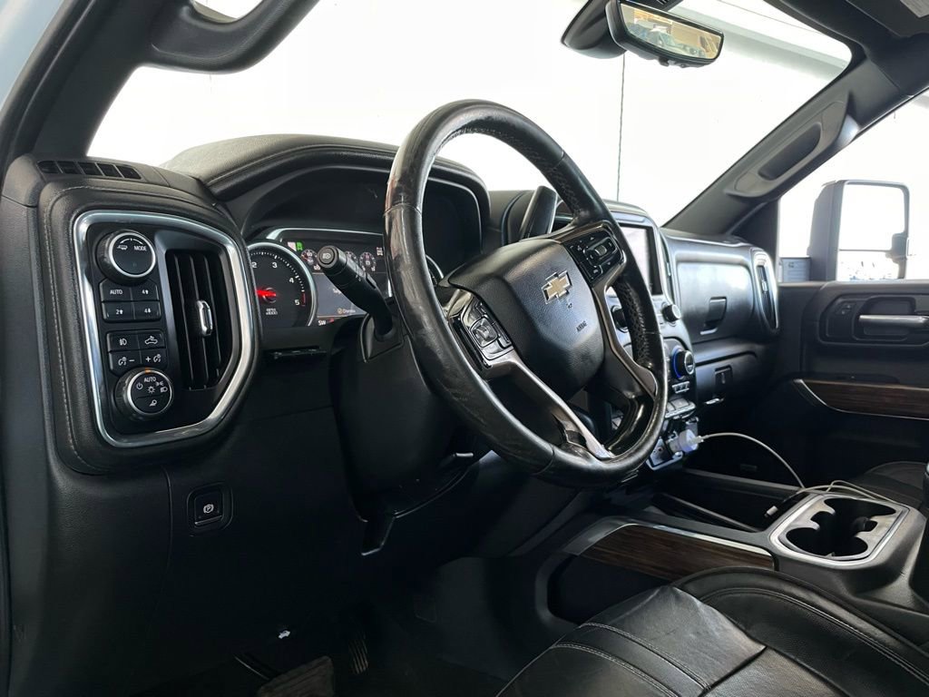 Used 2022 Chevrolet Silverado 3500 High Country w/ LPO, Hitch Package image 28