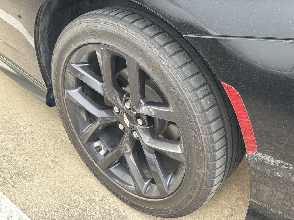 Used 2019 Dodge Charger R/T w/ Blacktop Package RWD image 4