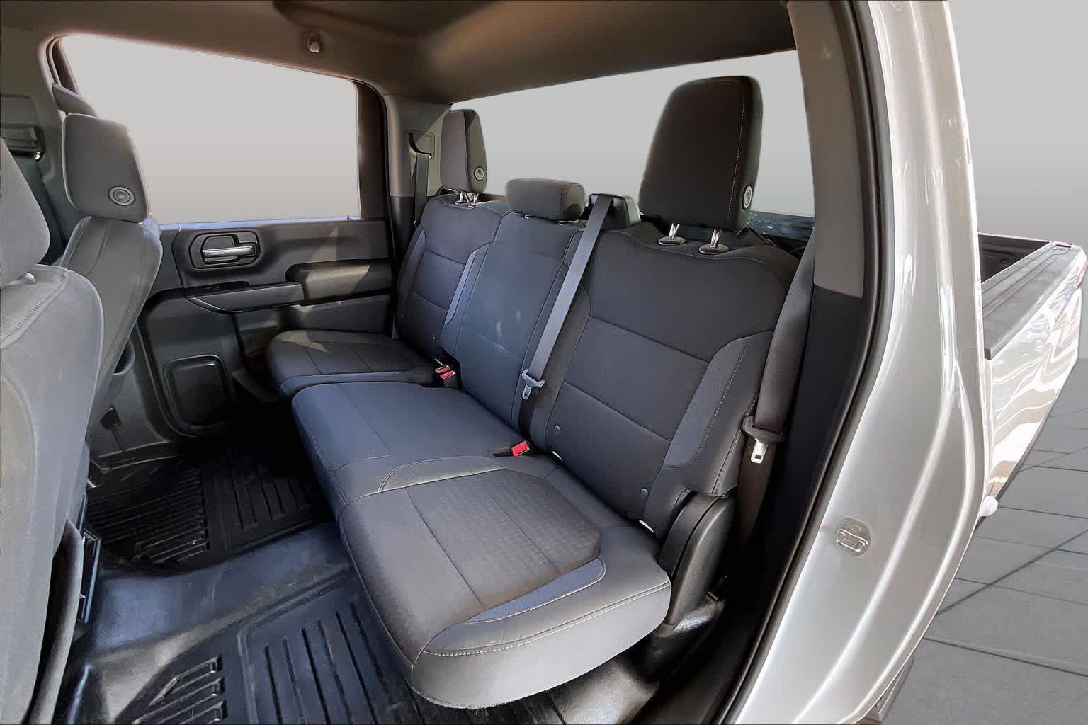 Used 2023 Chevrolet Silverado 2500 LT AWD/4WD image 19