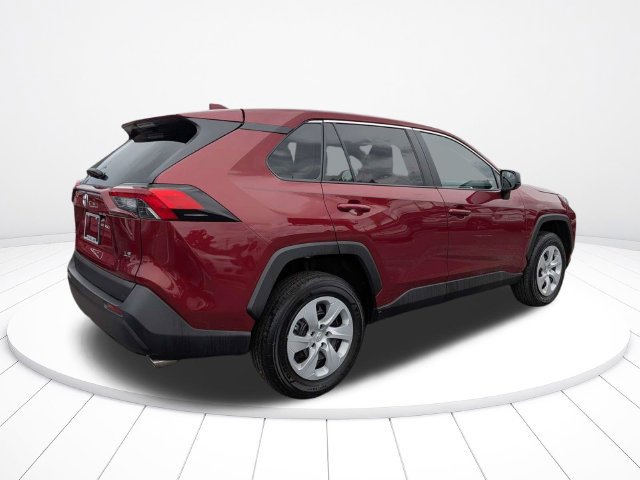 Used 2025 Toyota RAV4 LE FWD image 3