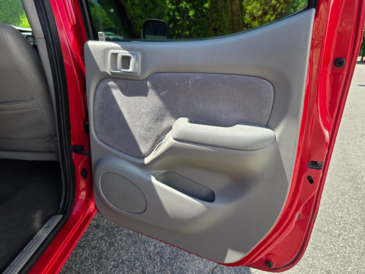 Used 2004 Toyota Tacoma 4x4 Double Cab image 24