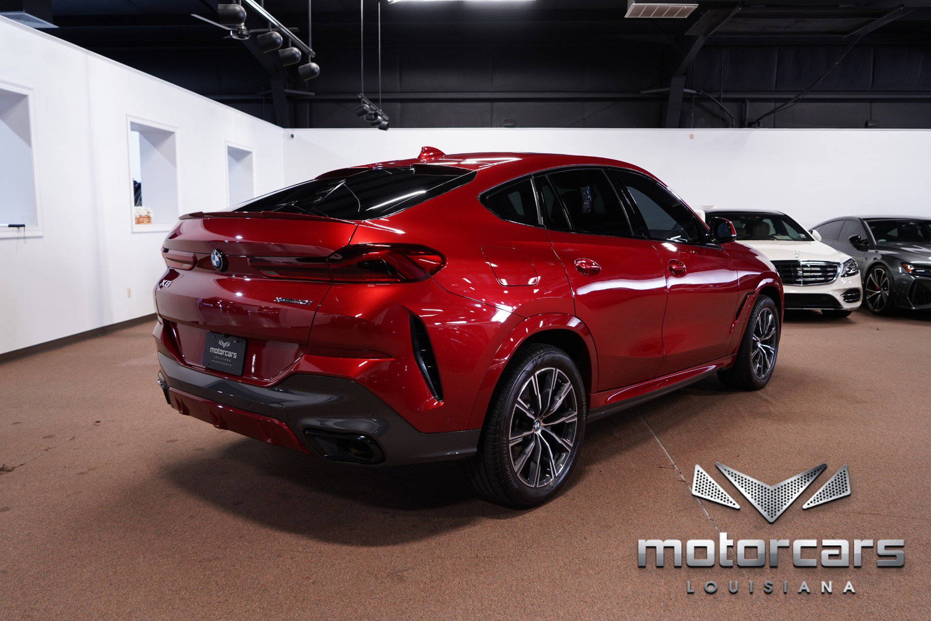 Used 2022 BMW X6 xDrive40i w/ Executive Package image 7