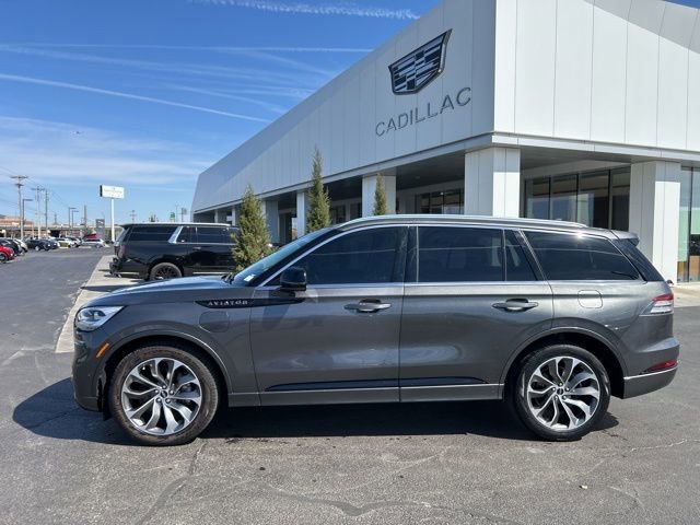 Used 2020 Lincoln Aviator Grand Touring w/ Equipment Group 302A image 1