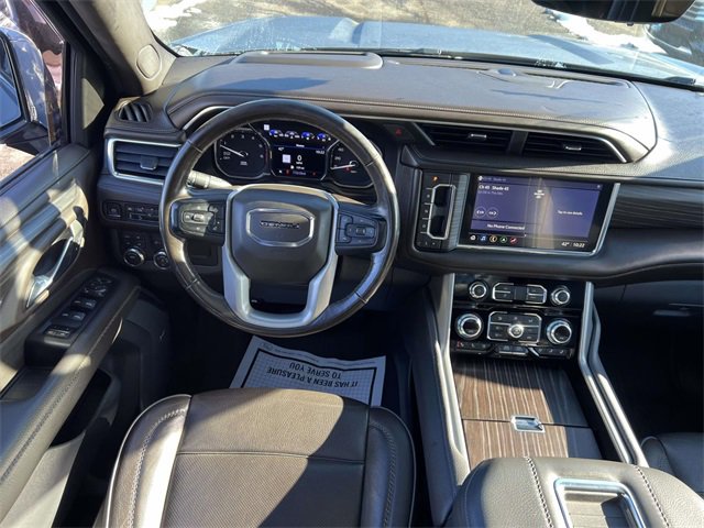Used 2021 GMC Yukon Denali w/ Denali Premium Package image 13
