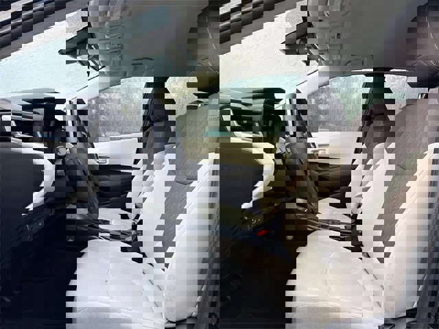 Used 2020 Toyota Corolla LE image 8