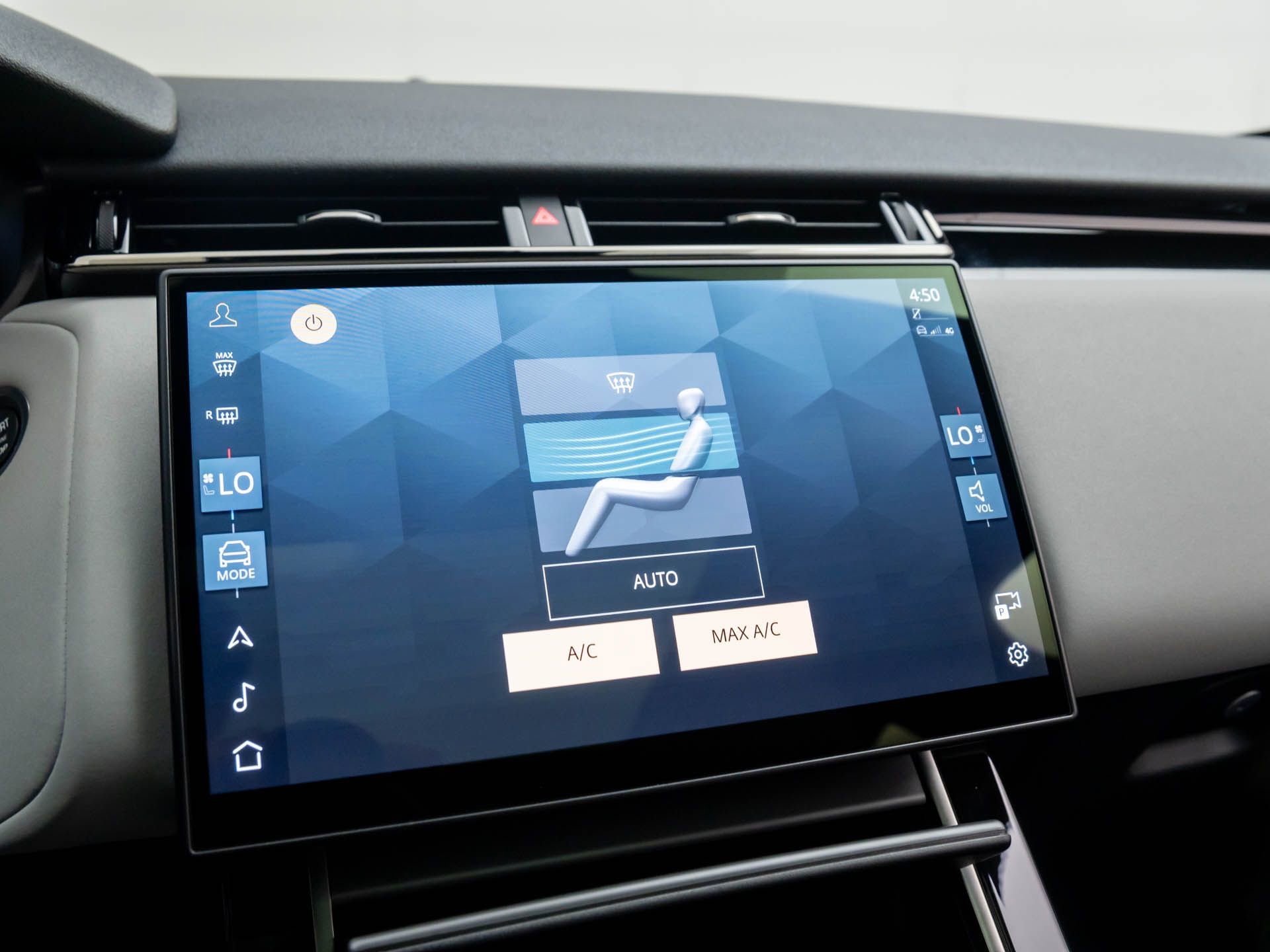 Used 2024 Land Rover Range Rover Velar Dynamic SE image 22