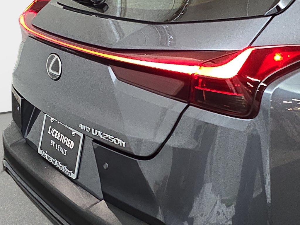 Certified 2024 Lexus UX 250h F Sport AWD/4WD image 35