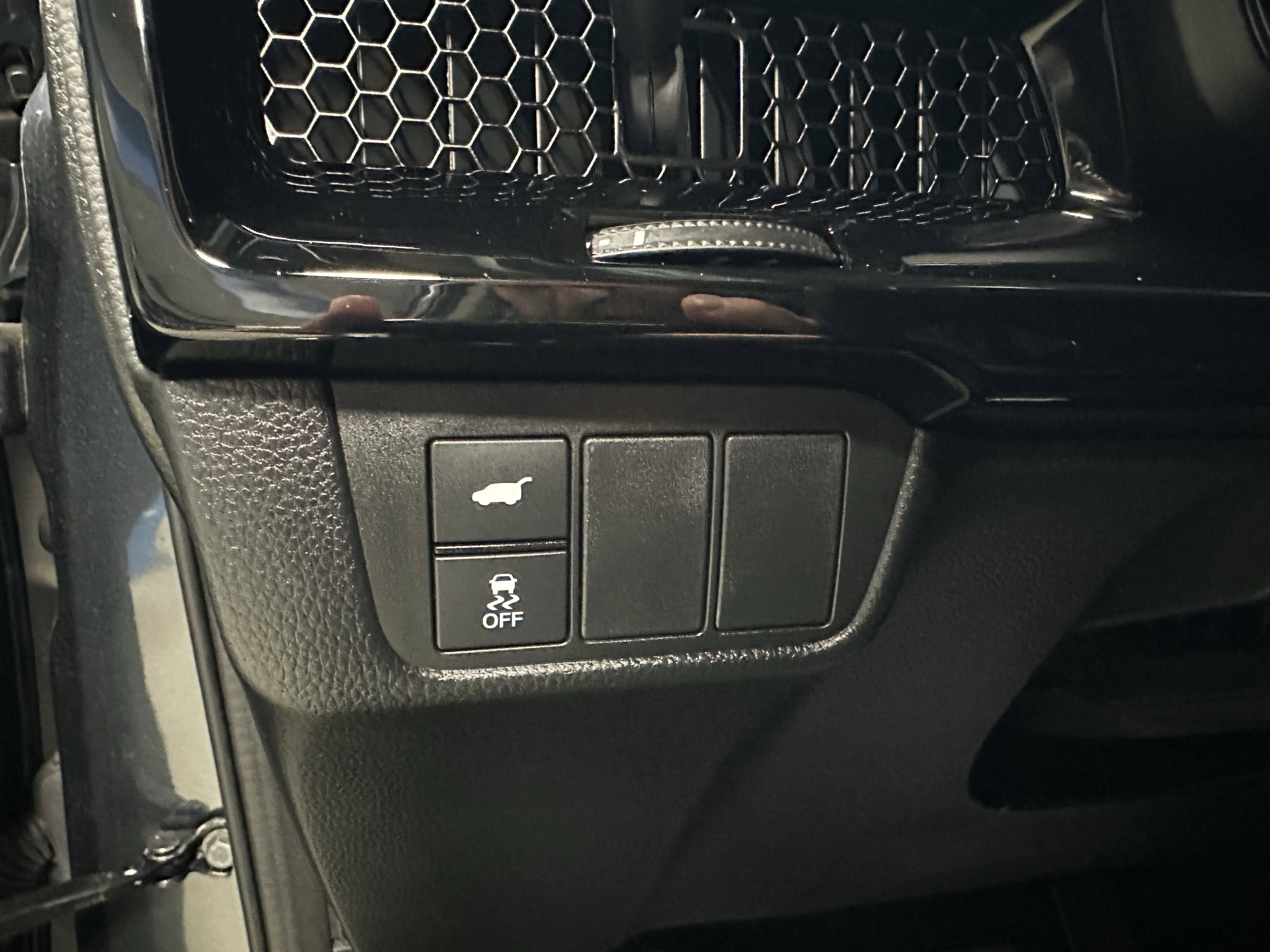 Used 2024 Honda CR-V EX-L image 16