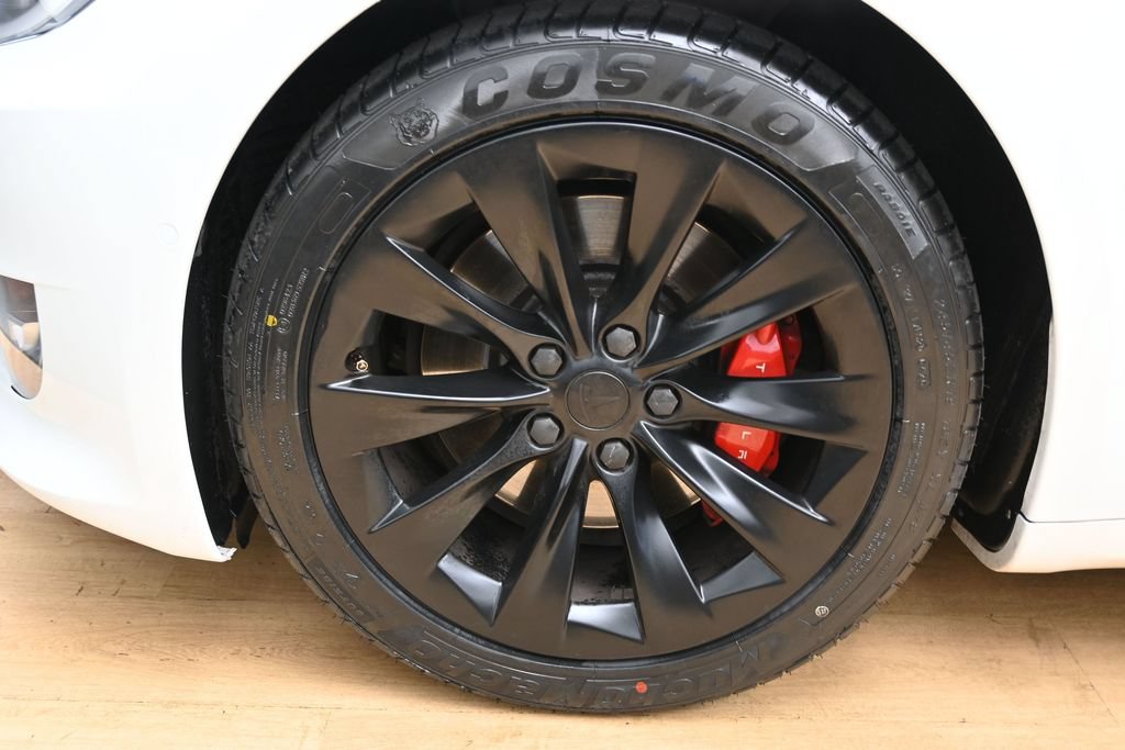 Used 2020 Tesla Model S Performance AWD/4WD image 9