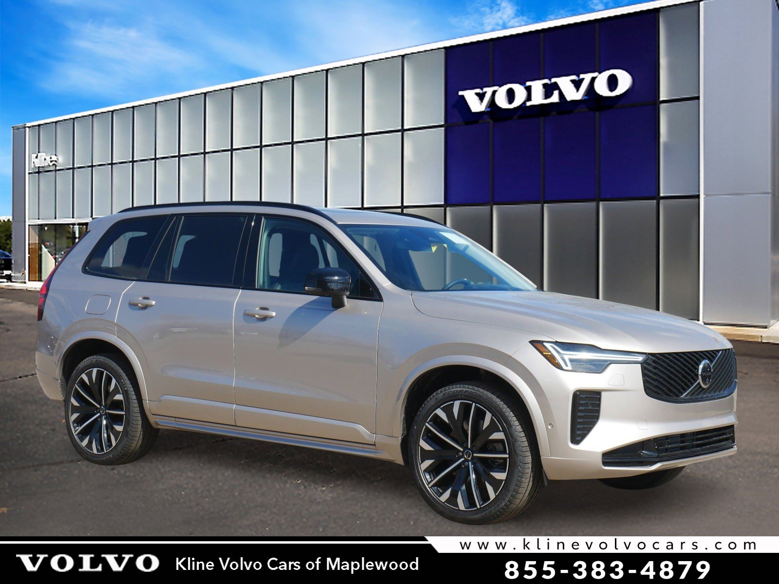 New 2026 Volvo XC90 T8 Ultra