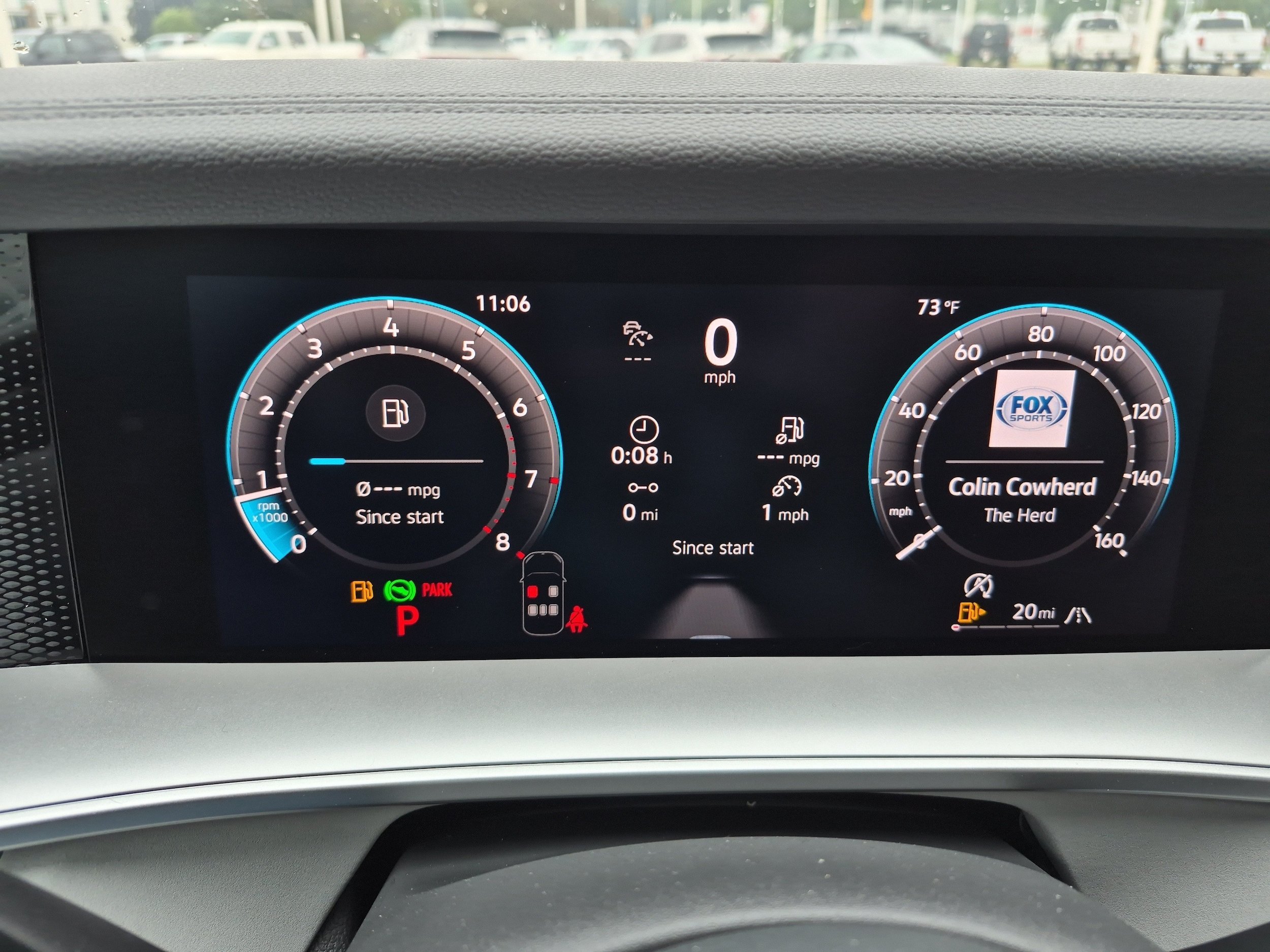 New 2026 Volkswagen Tiguan SE R-Line AWD/4WD image 16