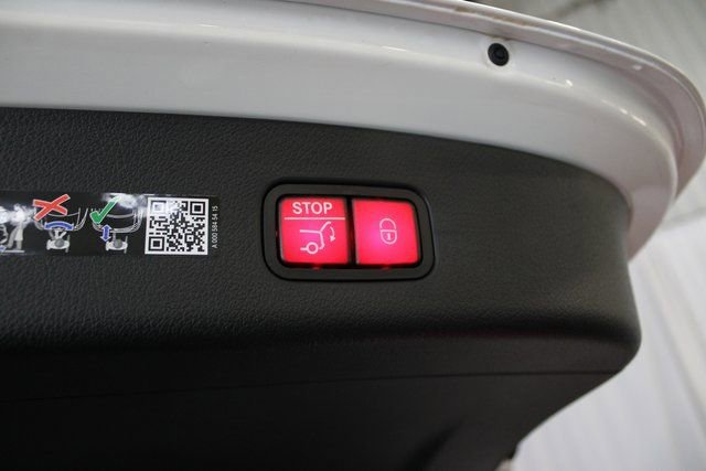 New 2026 Mercedes-Benz GLC 300 4MATIC image 8