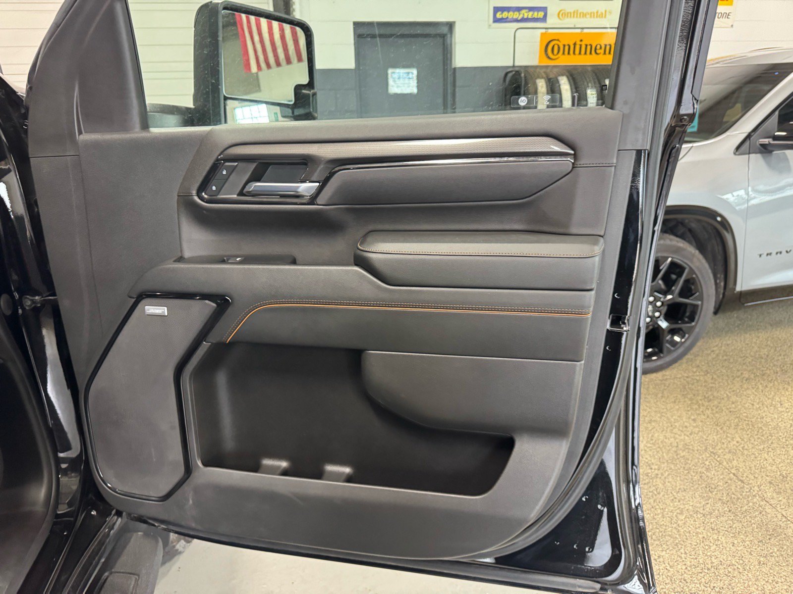 Certified 2024 GMC Sierra 2500 AT4 w/ AT4 Preferred Package AWD/4WD image 20