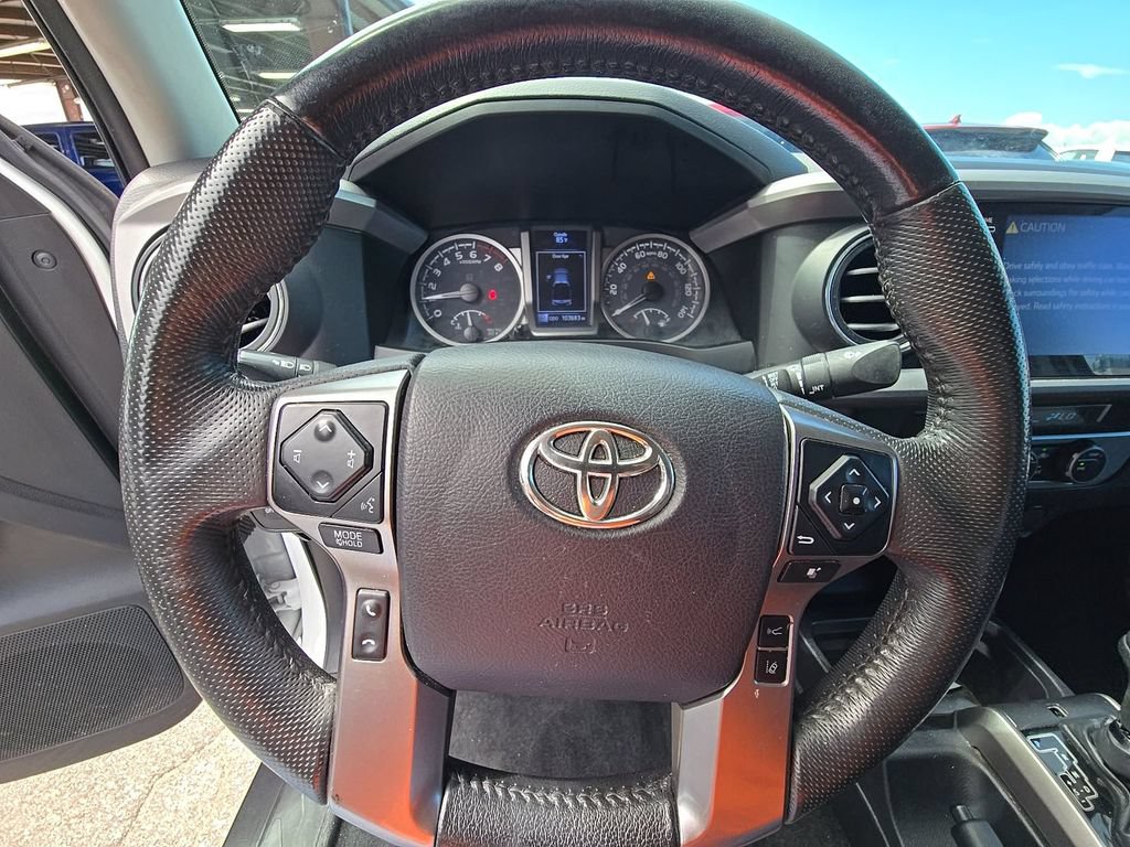 Used 2021 Toyota Tacoma SR5 w/ Blackout Package (TMS) AWD/4WD image 6